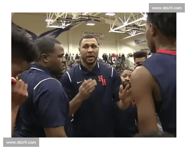 黄曼巴的闪电传奇：罗伊用流畅与绝杀镌刻的篮球绝响